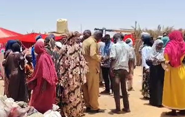 نزوح الآلاف من سكان شمال دارفور إلى الولاية الشمالية في السودان.