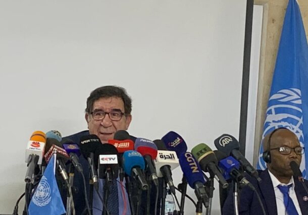الهجمات على البنية التحتية تعرض حياة المدنيين للخطر، وفقًا لخبير حقوق الإنسان.