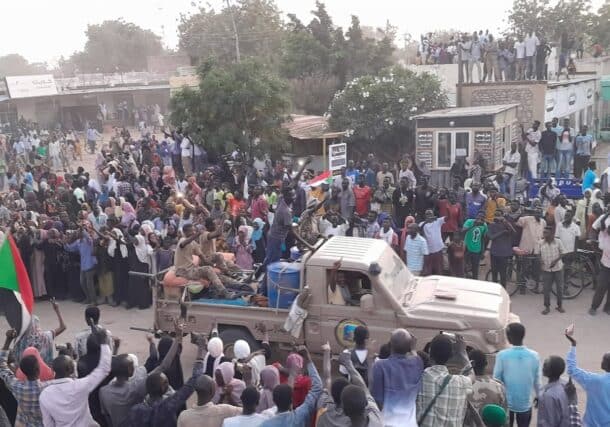 عشرات القتلى والجرحى حصيلة هجوم مسيّرات استهدف مدينة الدلنج